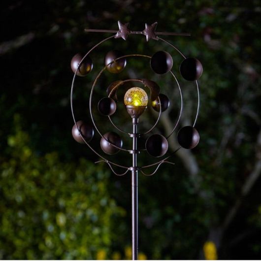 Smart Garden Boreas Wind Spinner with Solar Crackle Ball