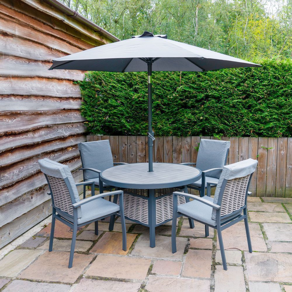 Fern Living Thornton Four Seat with Parasol