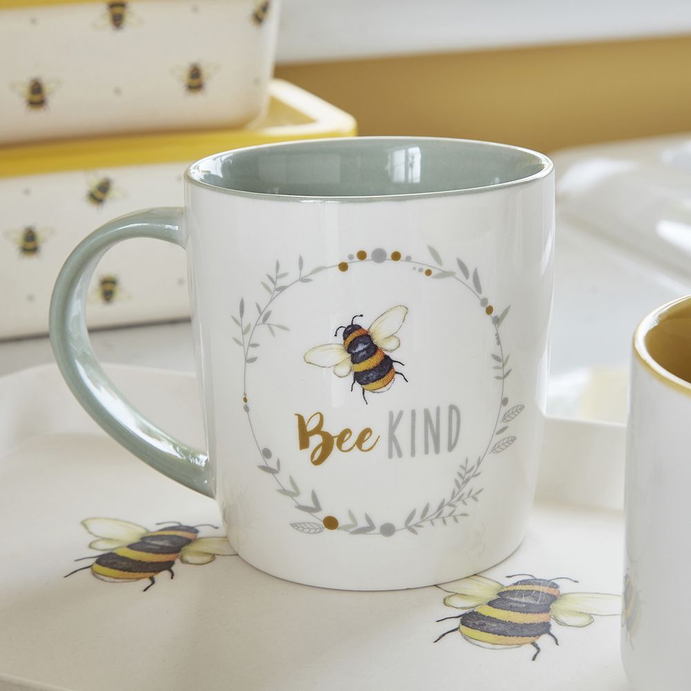 Cooksmart Bumble Bees, Bee Kind Barrel Mug